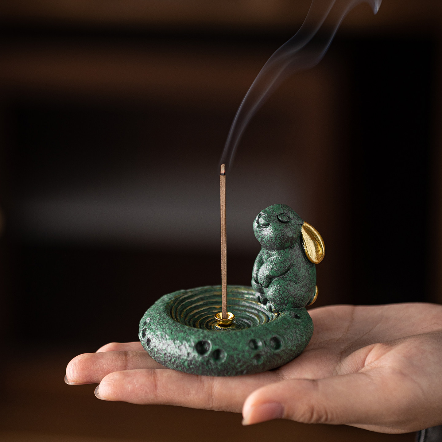 国潮生肖兔子线香插茶宠桌面摆件中式月球兔香薰炉香托香座点香器,淘宝优惠券,粉丝福利购,淘宝优惠卷