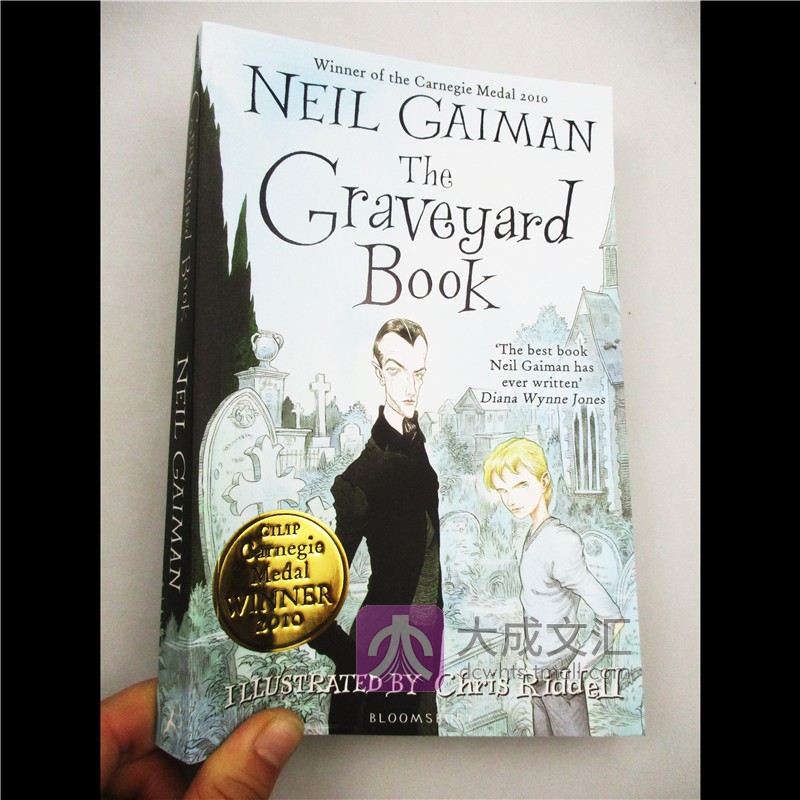 The Graveyard Book 英文原版小说 坟场之书 英版 儿童文学 Neil Gaiman 尼尔盖曼 获雨果奖长篇小说奖 进口原版英语书 - 图1