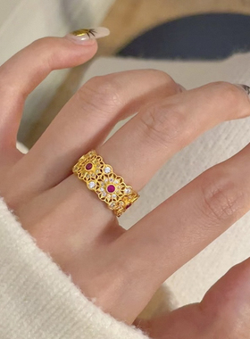 金包银玫瑰花窗花戒指镂空花丝玫红镶钻玫瑰花窗花轻奢新中式