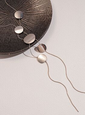 欧美圆形亮面长款流苏项链冷淡风个性夸张项坠小众高级感气质项饰