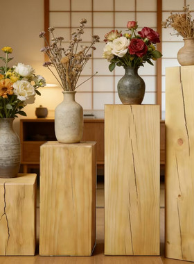 原木色实木墩侘寂风方形底座酒架