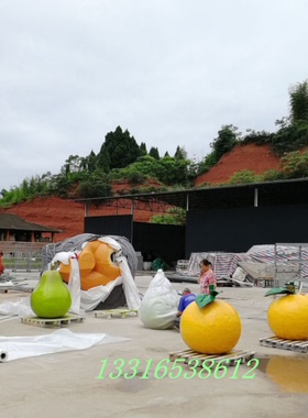 梨子园门面布置装饰形象福娃摆件玻璃钢大型雪梨卡通公仔人物雕塑