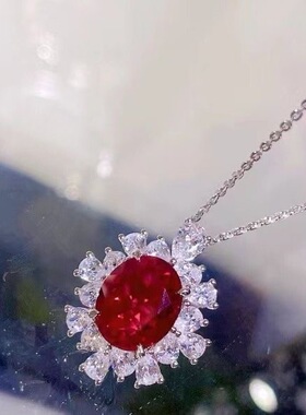 天然斯里兰卡无烧红宝石吊坠18K高品缅甸鸽血高净度满火彩送链子