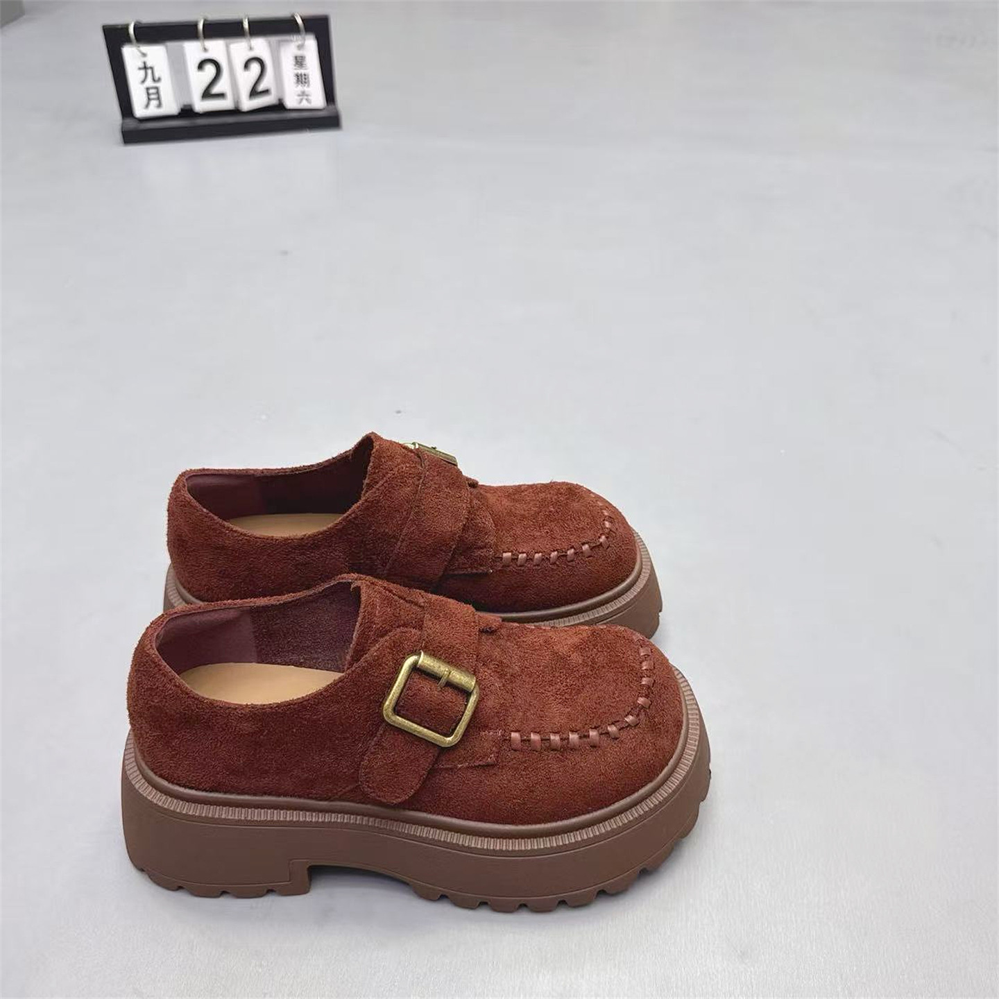 真皮女鞋法式厚底增高6CM乐福鞋2025秋新款圆头皮带扣勃肯袋鼠鞋 - 图2