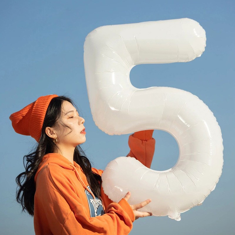 ins风白色铝膜数字气球周岁生日户外派对场景布置网红拍照道具