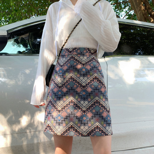 Printed plus size ins graffiti fat mm one step skirt new product