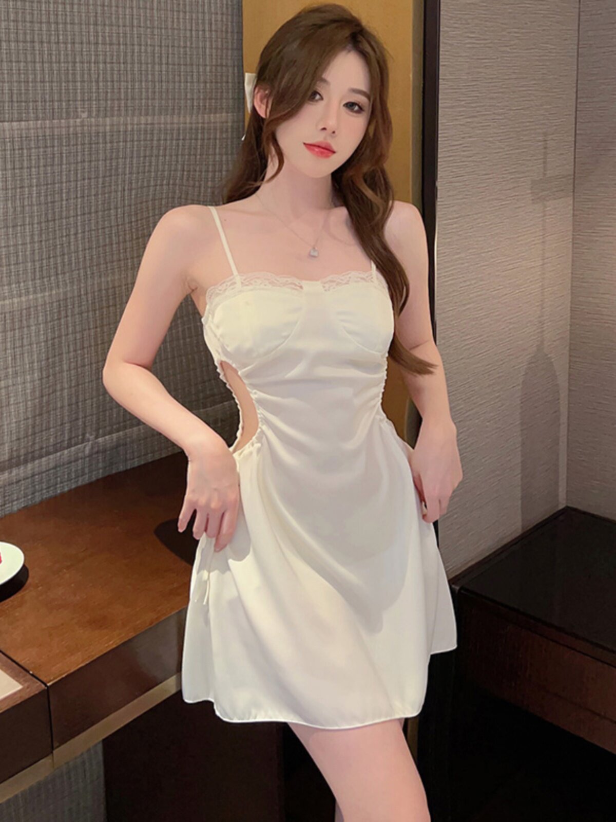 沙漏腰睡裙女夏天冰丝抹胸式吊带短裙两件套镂空纯欲风薄款睡衣