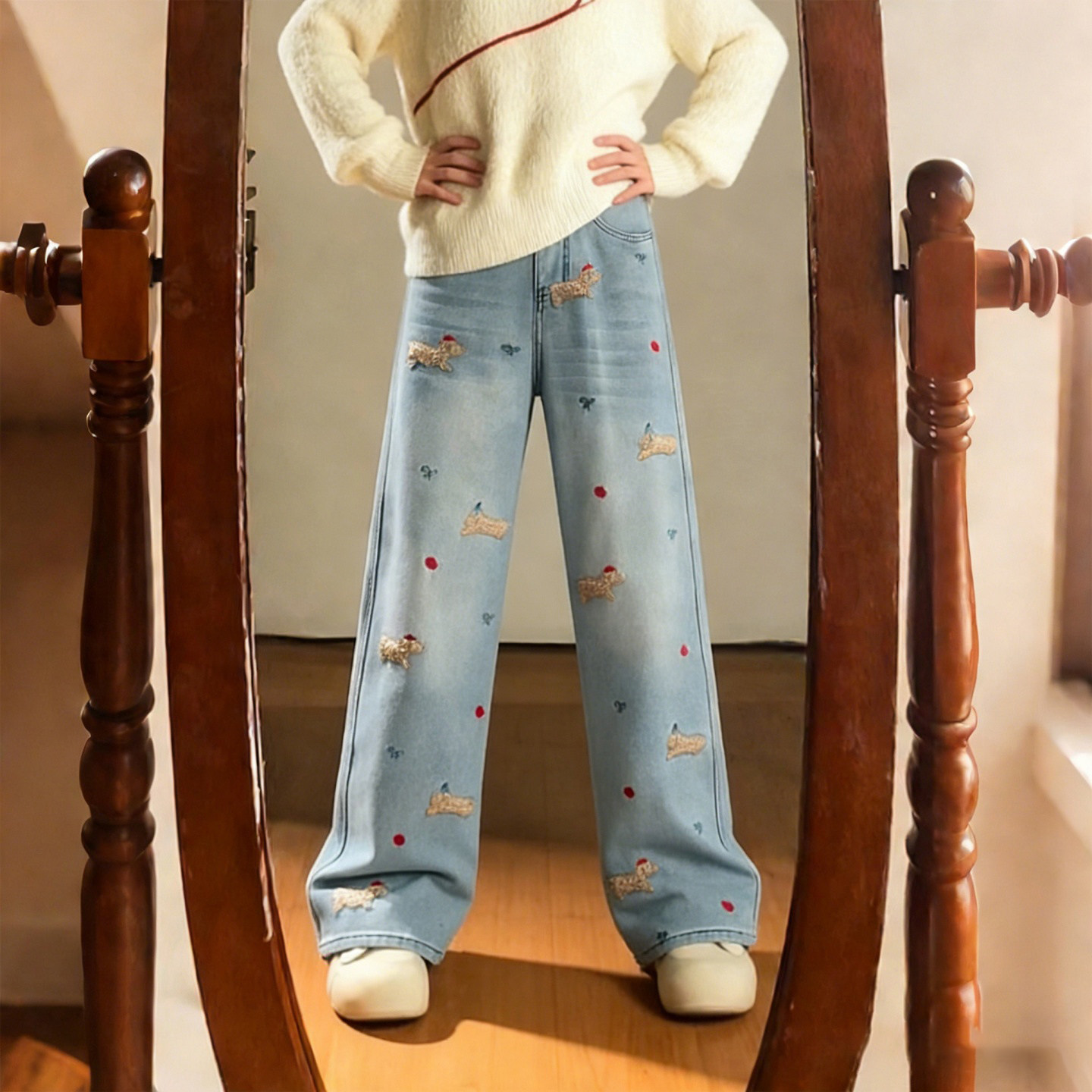 大码女装胖mm卡通风刺绣直筒牛仔裤女高腰显瘦设计感百搭阔腿裤潮,淘宝优惠券,粉丝福利购,淘宝优惠卷