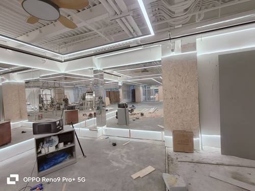 上海市定制5mm超白银镜灯带舞蹈房镜健身房镜子瑜伽房镜子带灯带 - 图1