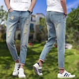 Джинсы, светлые трендовые штаны, ностальгия, в обтяжку