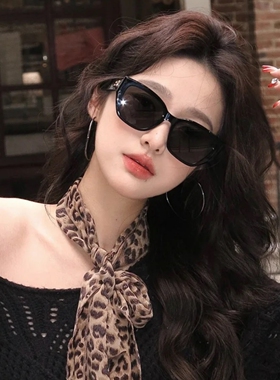 韩系网红同款方形猫眼黑色墨镜女
