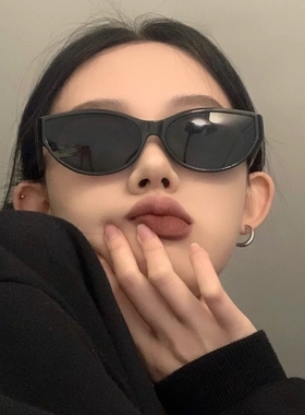窄框黑色高级感猫眼墨镜拍照男女
