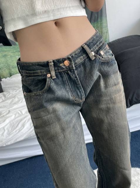 Vintage distressed ລ້າງ trousers denim ວ່າງ