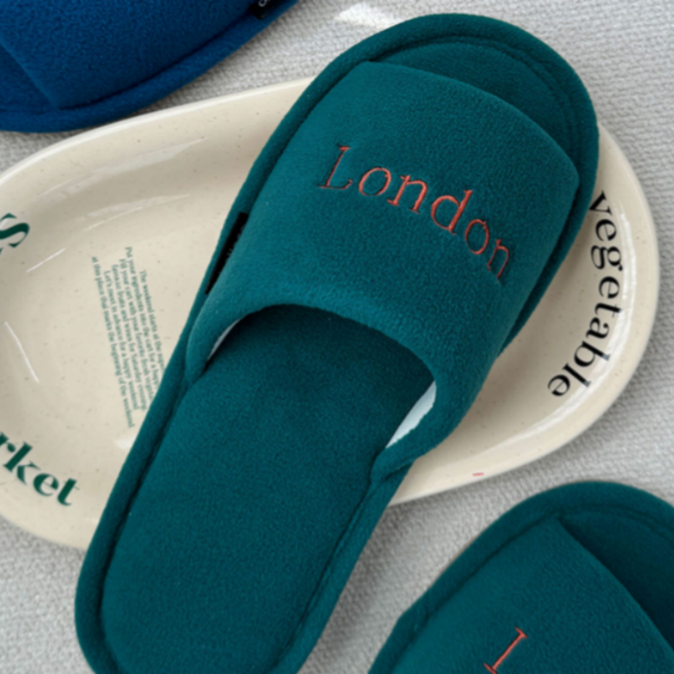 Japanese silent non-slip fabric home travel slippers