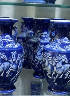 大清乾隆款蓝釉手工雕刻人物浮雕瓶摆件家居客厅装饰博古收藏旧货