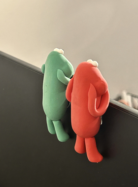 屏幕摆件小怪兽丑萌治愈有趣比心小怪兽超轻粘土摆件