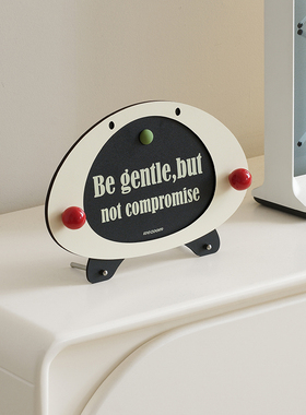 颜控一眼心动时钟摆件