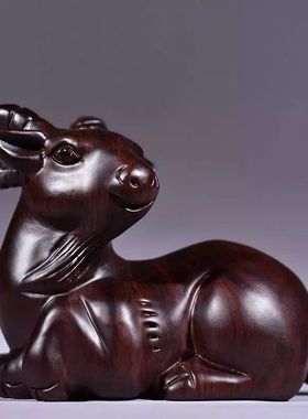 绿色木质雕刻羊摆件三合十二生肖