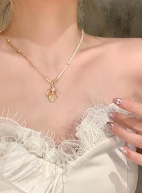 合金亚克力项链 秋冬轻奢可抽拉枫叶珠珠项链女气质毛衣链精致