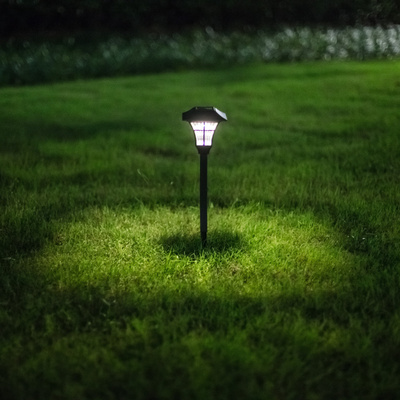 家用太阳能户外防水LED草坪灯