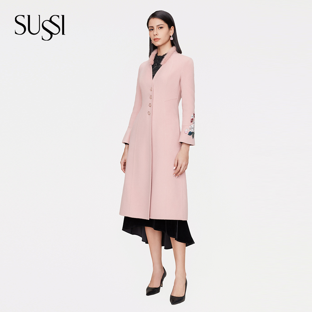 SUSSI/古色冬商场同款粉色喇叭袖气质感羊绒大衣 - 图0