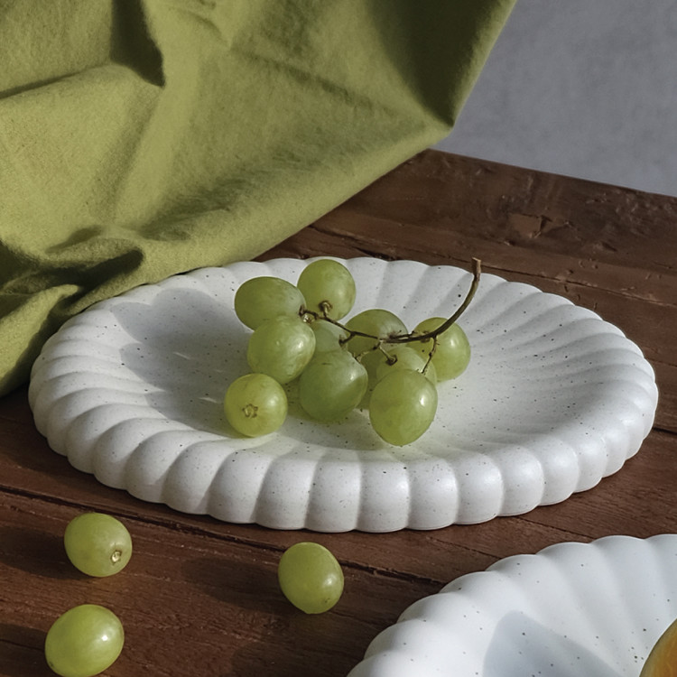 韩国直邮代购pland同款白色喷墨手工椭圆陶瓷盘子沙拉寿司甜品碟-图3