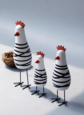 跨境新款卡通小鸡摆件木雕礼品