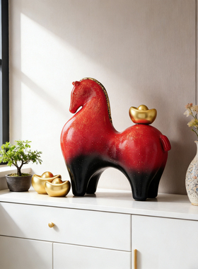 创意马年吉祥物摆件红色马上有钱玄关装饰品家居新年国风马到成功