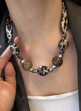 2025新款爆款项链式磁吸扣丝巾女小长条护颈装饰领巾搭配衬衫手链