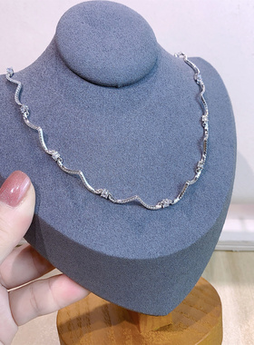 气质轻奢高级感冷淡风项链