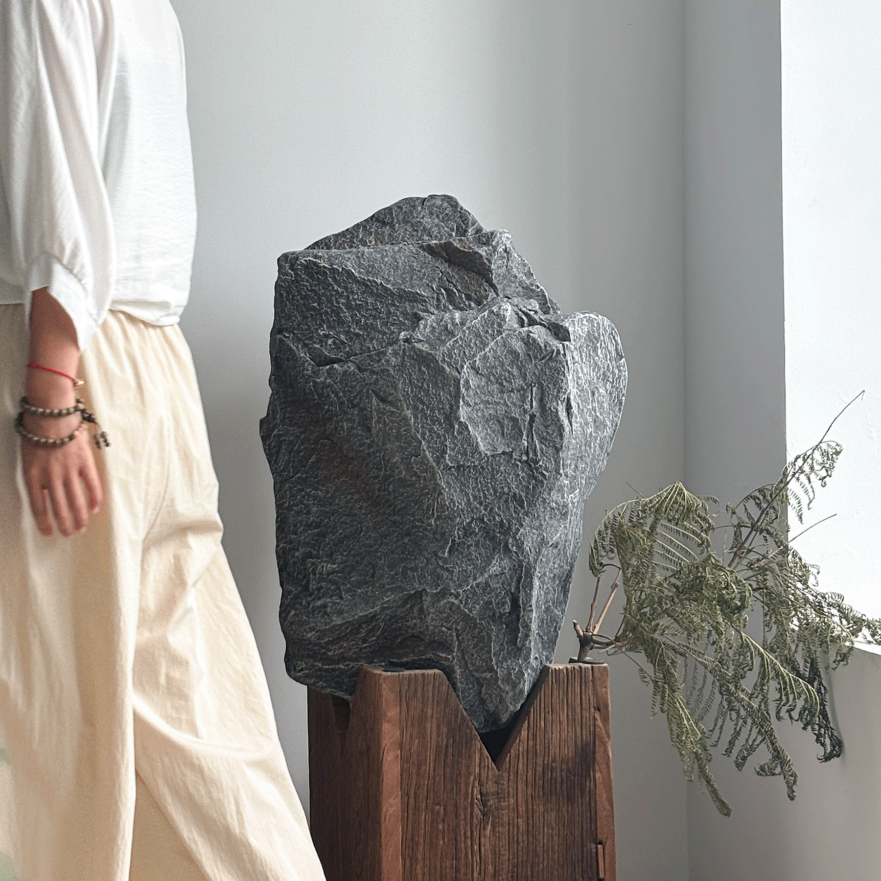 仿真pu石沙生石头户外庭院家居沙漠风格户外庭院大石头场景搭配,淘宝优惠券,粉丝福利购,淘宝优惠卷