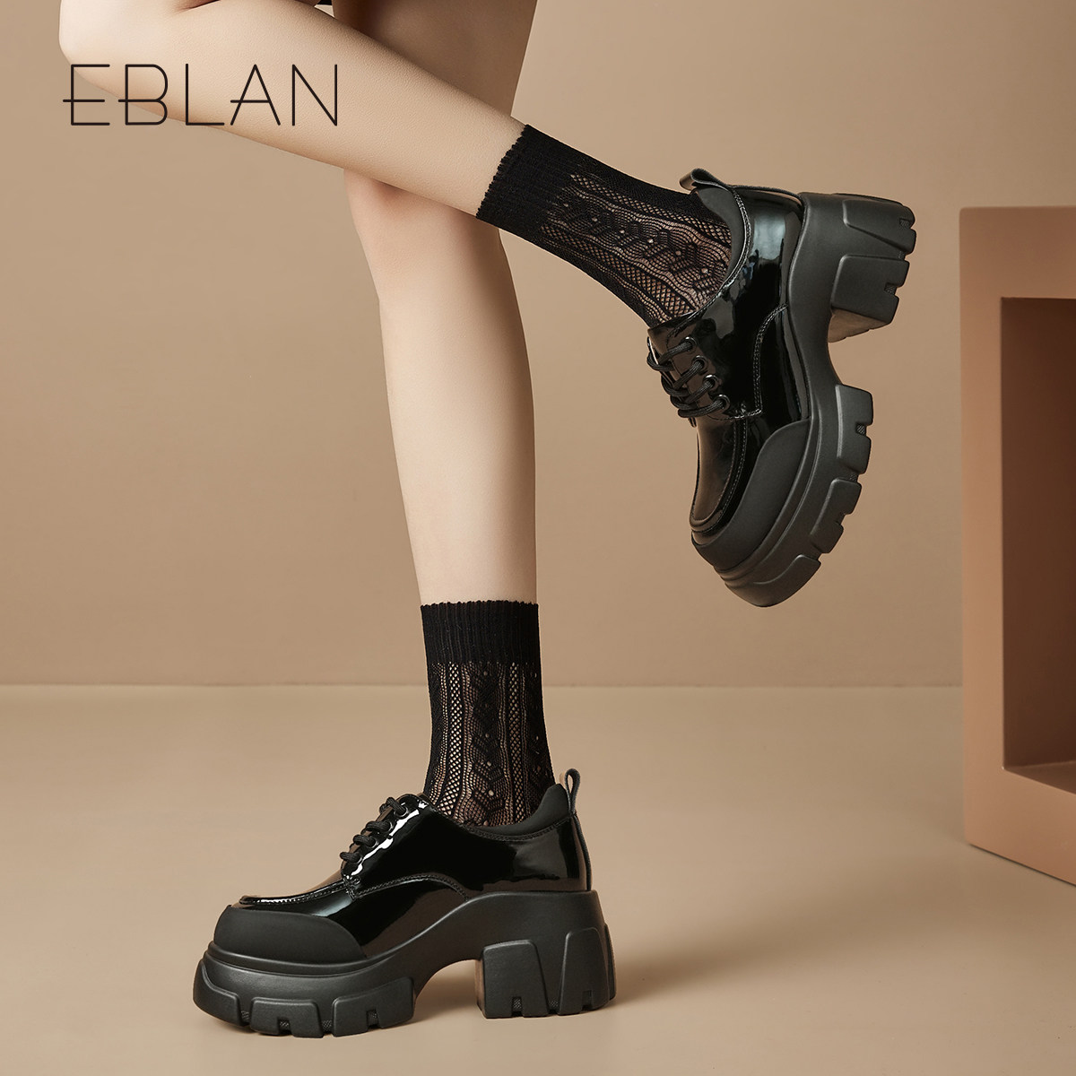 EBLAN/伊伴乐福鞋女2025秋季新款英伦风厚底增高小皮鞋粗跟单鞋子,淘宝优惠券,粉丝福利购,淘宝优惠卷