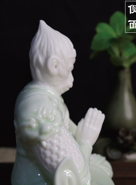 齐天大圣悟空白瓷摆件