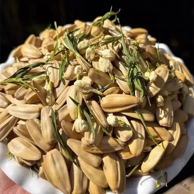 100,000+ people paid for new Jasmine flavored melon seeds