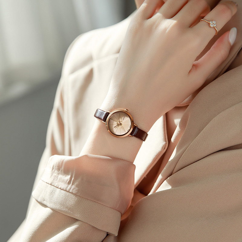 聚利时女式轻奢小众森系气质小棕表 julius聚利时盈硕日韩腕表