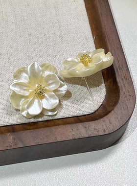 塑料针森系甜美小清新花朵耳环女简约百搭气质栀子花耳钉轻奢耳饰