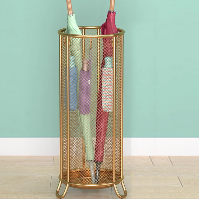 Umbrella storage rack large capacity water tray design