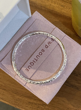 足银9999纯银手镯女 圆棍手工锤纹不规则肌理银镯 ins风银饰