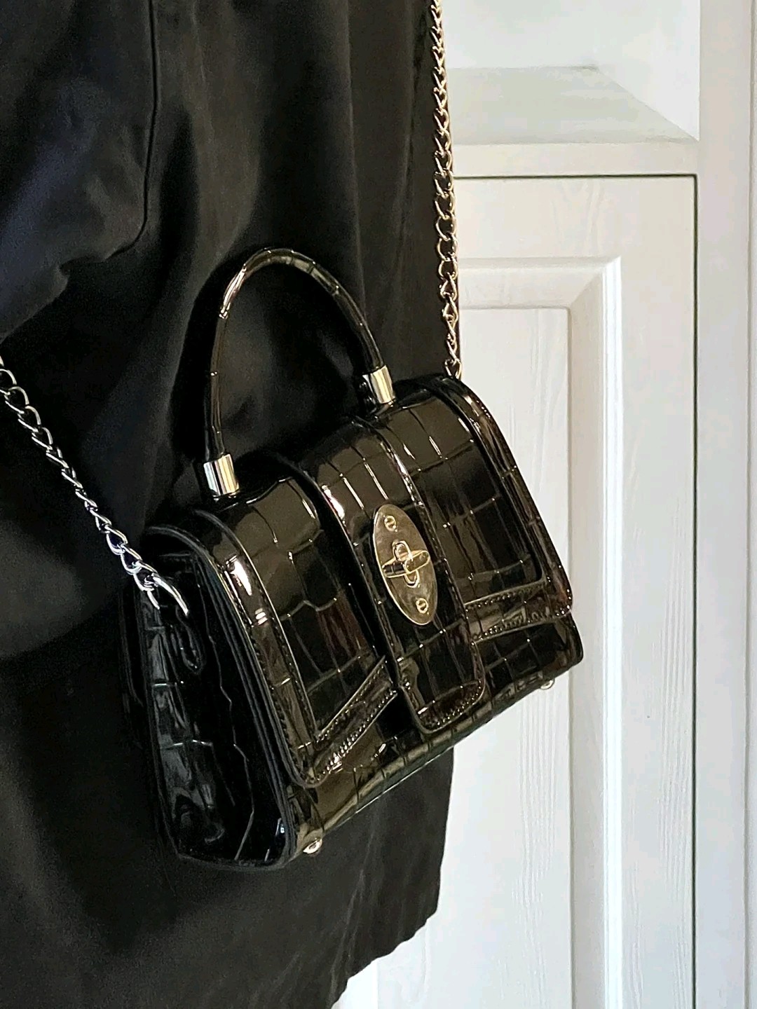 木伢自制2025新款高级质感鳄鱼纹辣妹机车包暗黑系百搭单肩斜挎包,淘宝优惠券,粉丝福利购,淘宝优惠卷