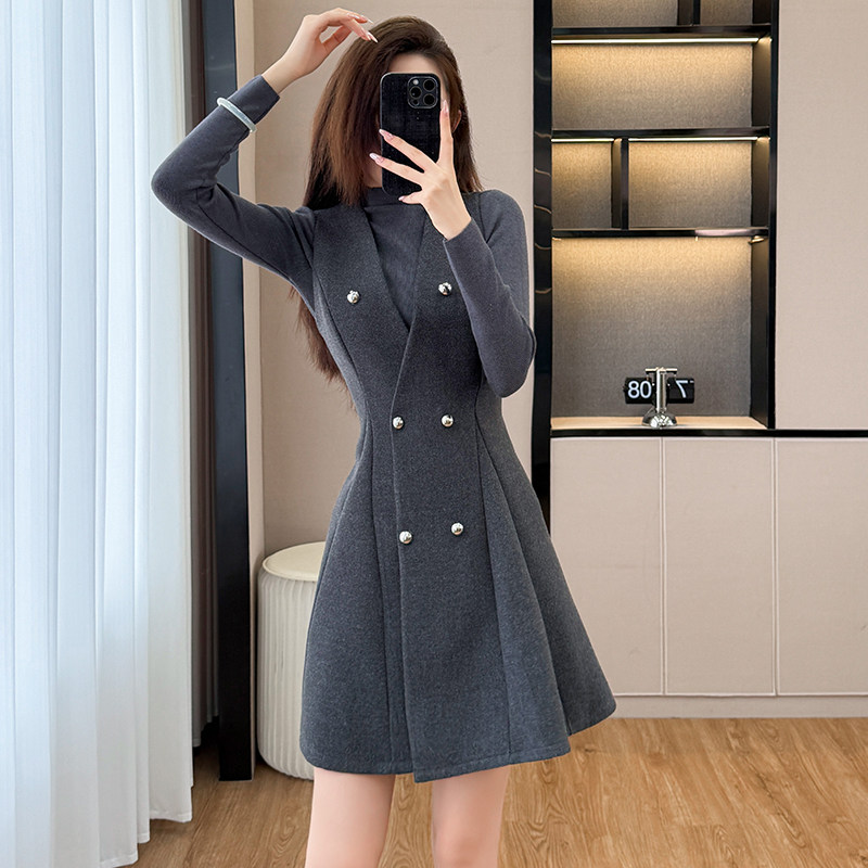 2025款法式复古气质半高领打底衫收腰显瘦背心裙洋气减龄两件套女,淘宝优惠券,粉丝福利购,淘宝优惠卷