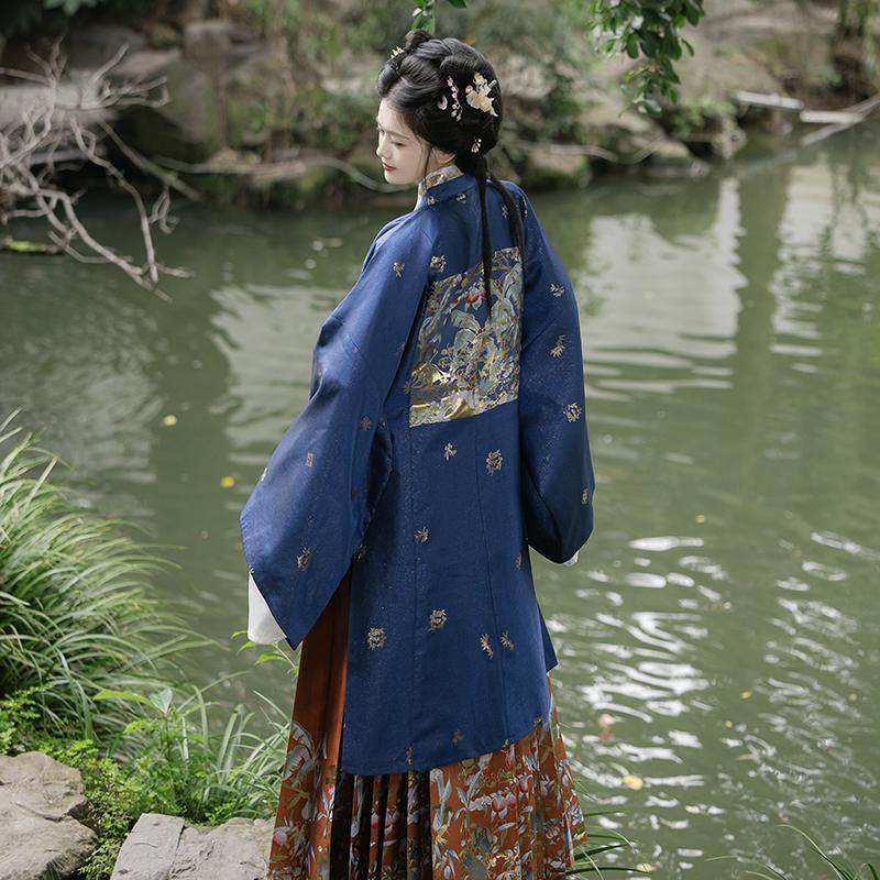 卿如故原创汉服明制方领半袖长补袄暗金面料仿妆花补子马面裙套装,淘宝优惠券,粉丝福利购,淘宝优惠卷