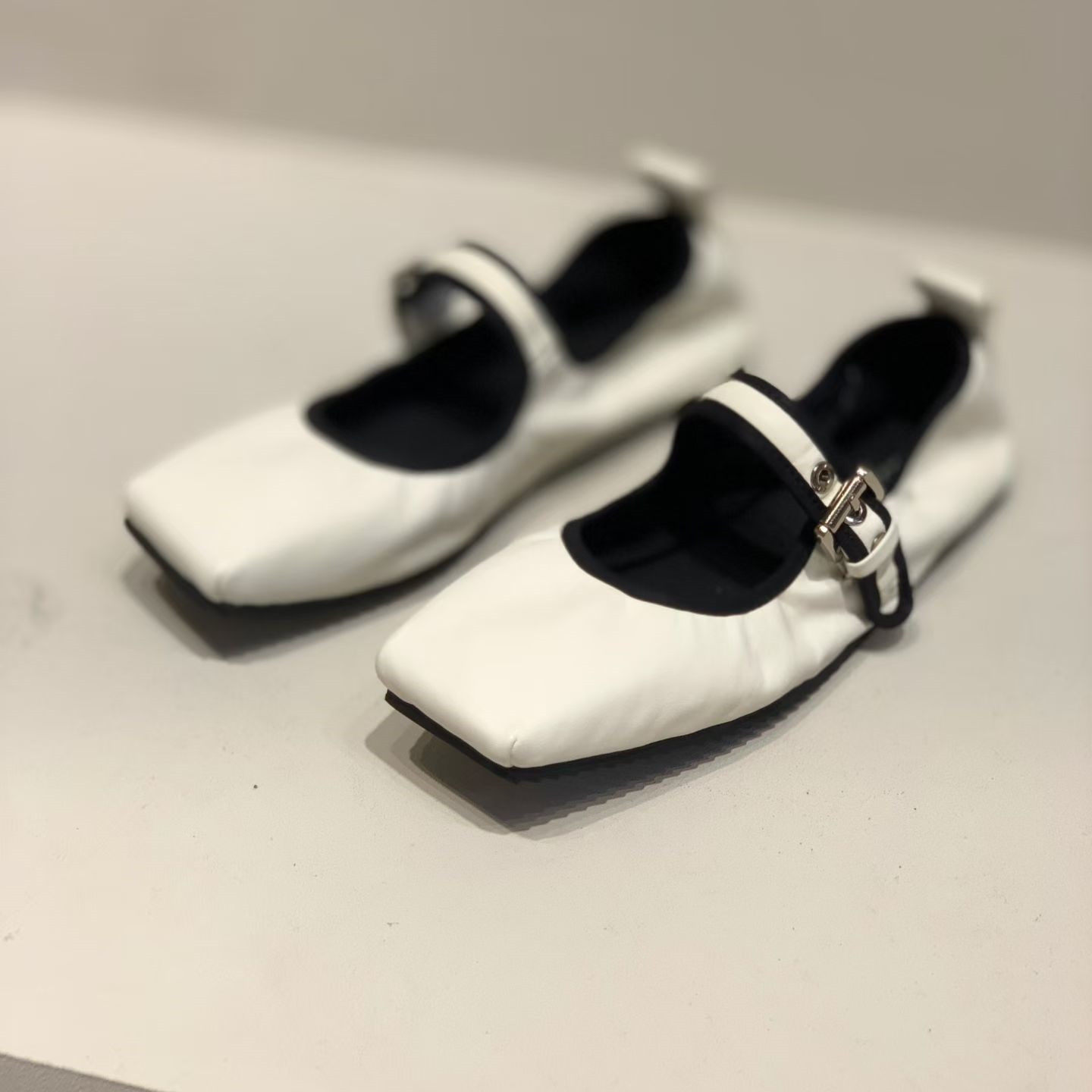 2026春款法式复古风方头玛丽珍鞋女双拼扣带平底芭蕾舞鞋百搭单鞋,淘宝优惠券,粉丝福利购,淘宝优惠卷