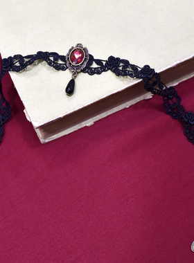 复古宫廷红钉珠蕾丝项链朋克