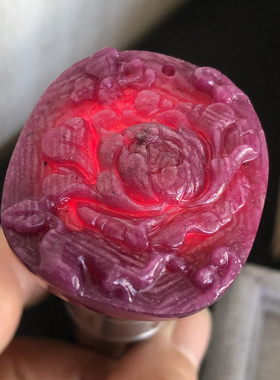 红刚玉雕刻吊坠年年有余无优化