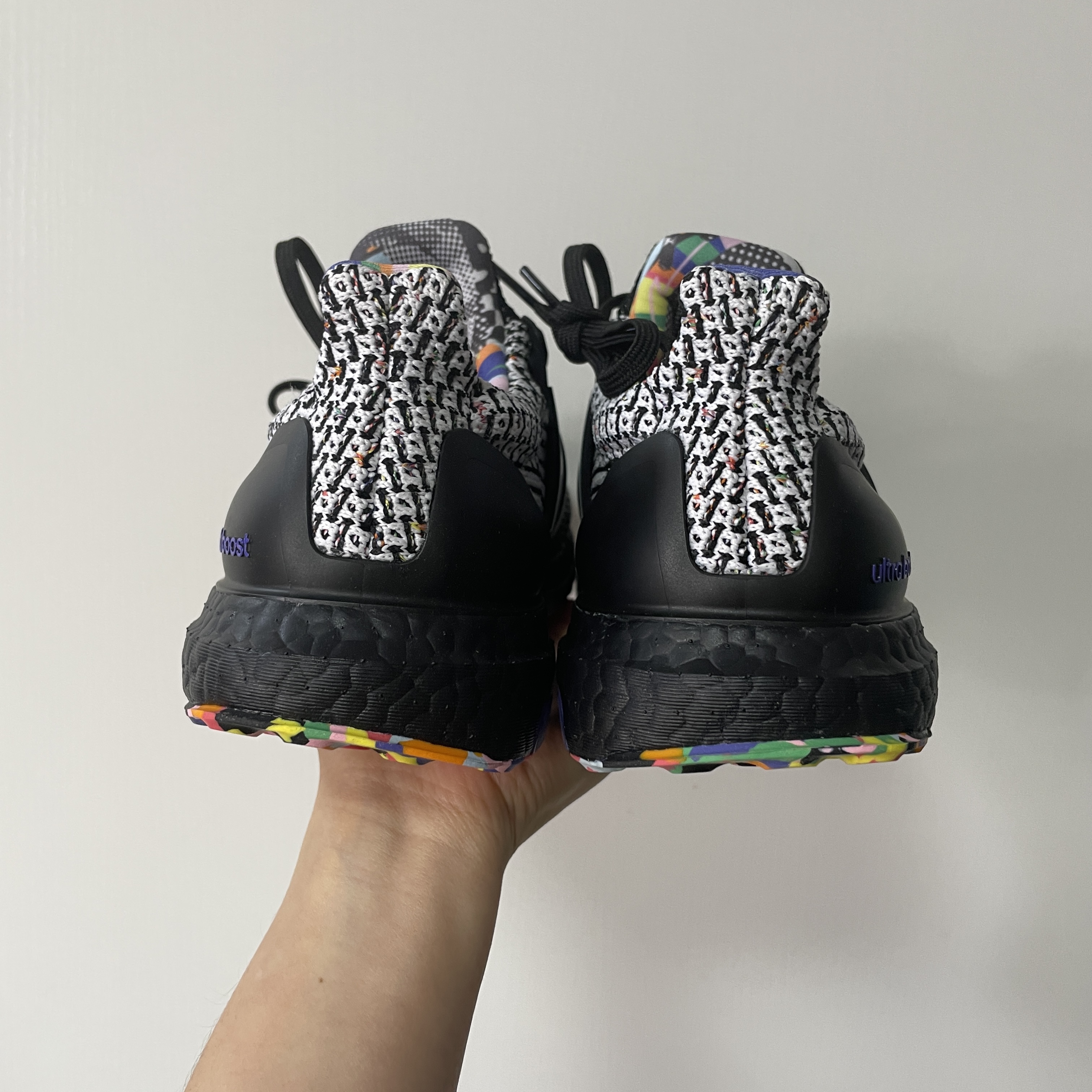 adidas Ultraboost 5.0 DNA 减震回弹防滑耐磨轻便透气跑鞋GY4424 - 图2