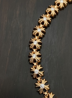 22k金TinyePlus十字花莫桑钻手链