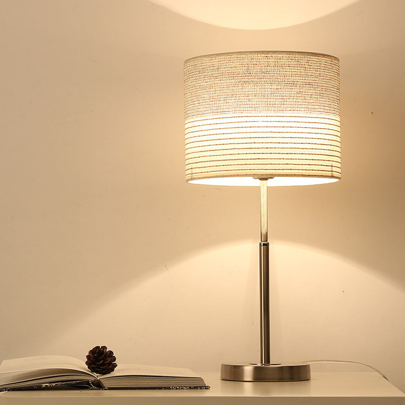 北欧灯具简约现代台灯卧室床头灯台灯温馨创意拼接卧室灯结婚台灯