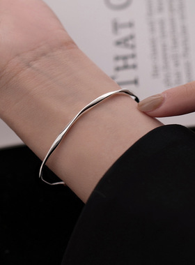 s925纯银莫比乌斯环手镯年轻款手环小众设计高级感手链女镯子开口