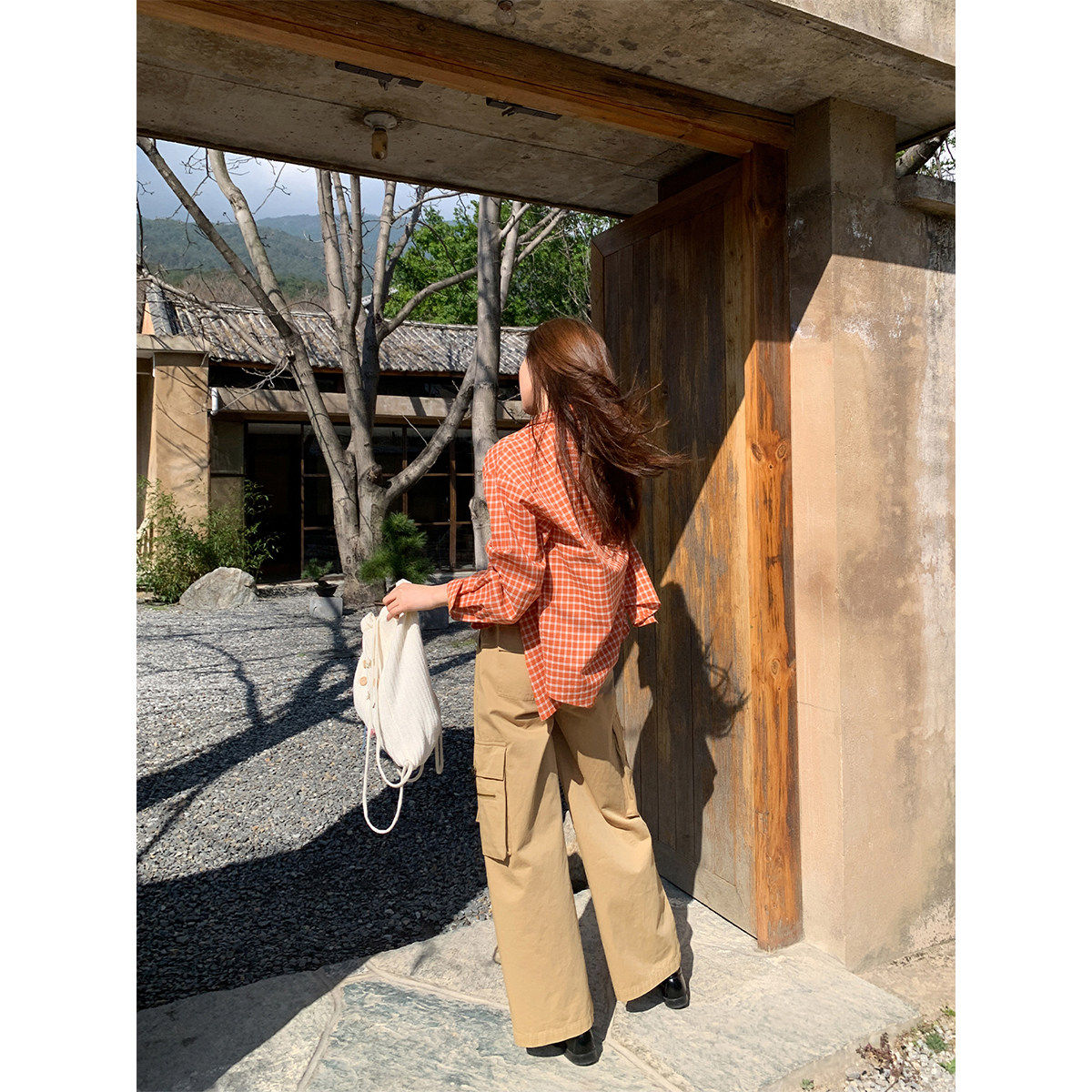 你好卡农 美式复古工装贴袋休闲裤女夏季2025新款宽松显瘦阔腿裤,淘宝优惠券,粉丝福利购,淘宝优惠卷