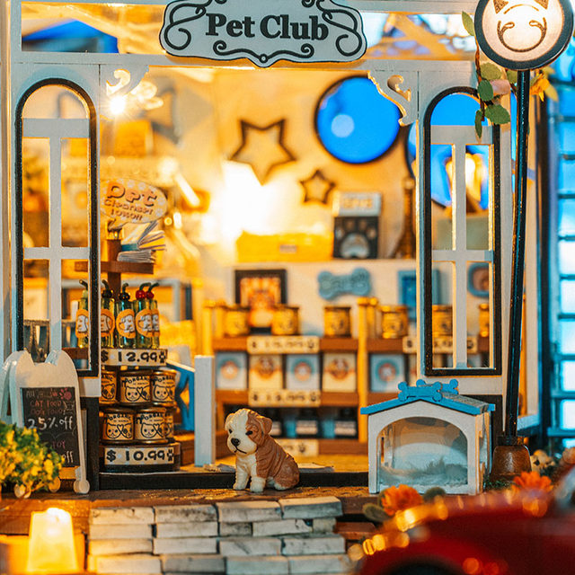 Miniature scenes: a pet shop DIY hut